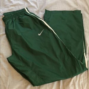 Men’s size M Nike warm up track pant,green